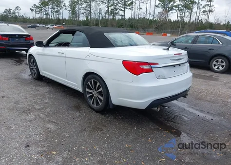 2013 Chrysler 200 S z USA, uszkodzony, nr VIN 1C3BCBGG3DN755574